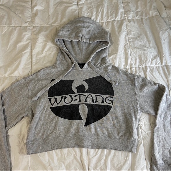 Forever 21 Tops - Women’s Cropped Hoodie